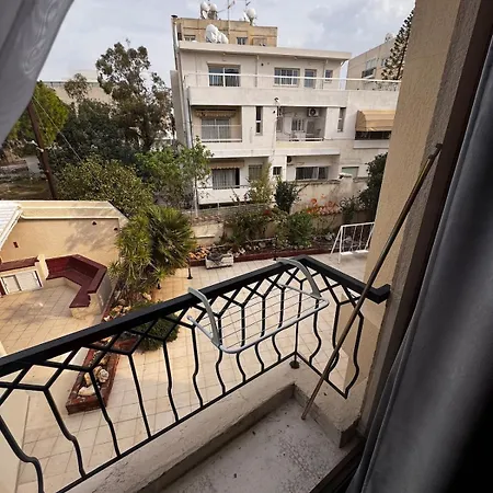 Modern N14 Kitchenette Private Bathroom * Лимасол