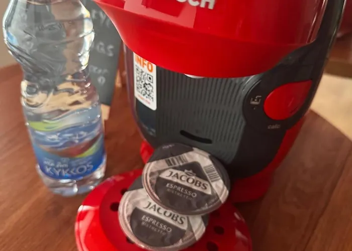 Modern N14 Kitchenette Private Bathroom