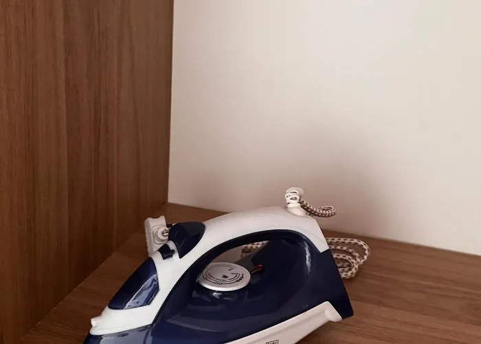 Modern N14 Kitchenette Private Bathroom Daire Limasol